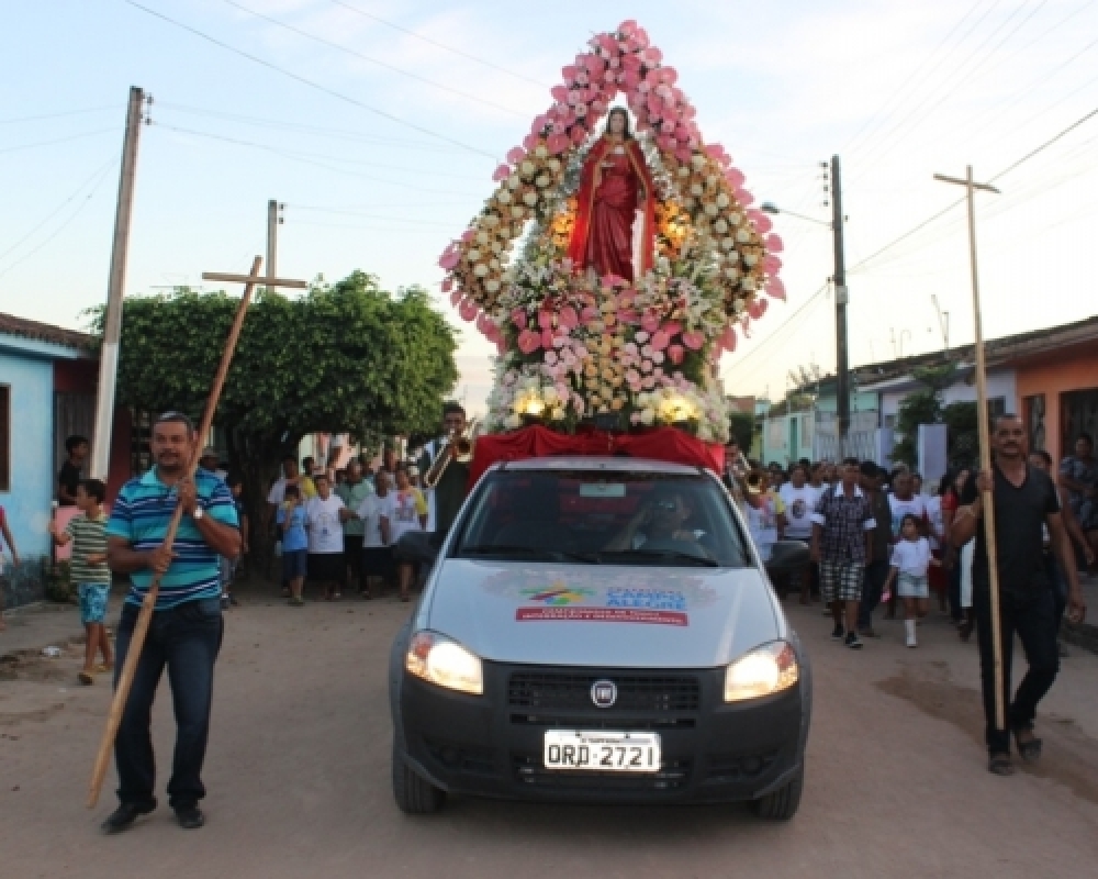 Procissão marcou o encerramento dos festejos a Santa Luzia no Distrito de Luziápolis