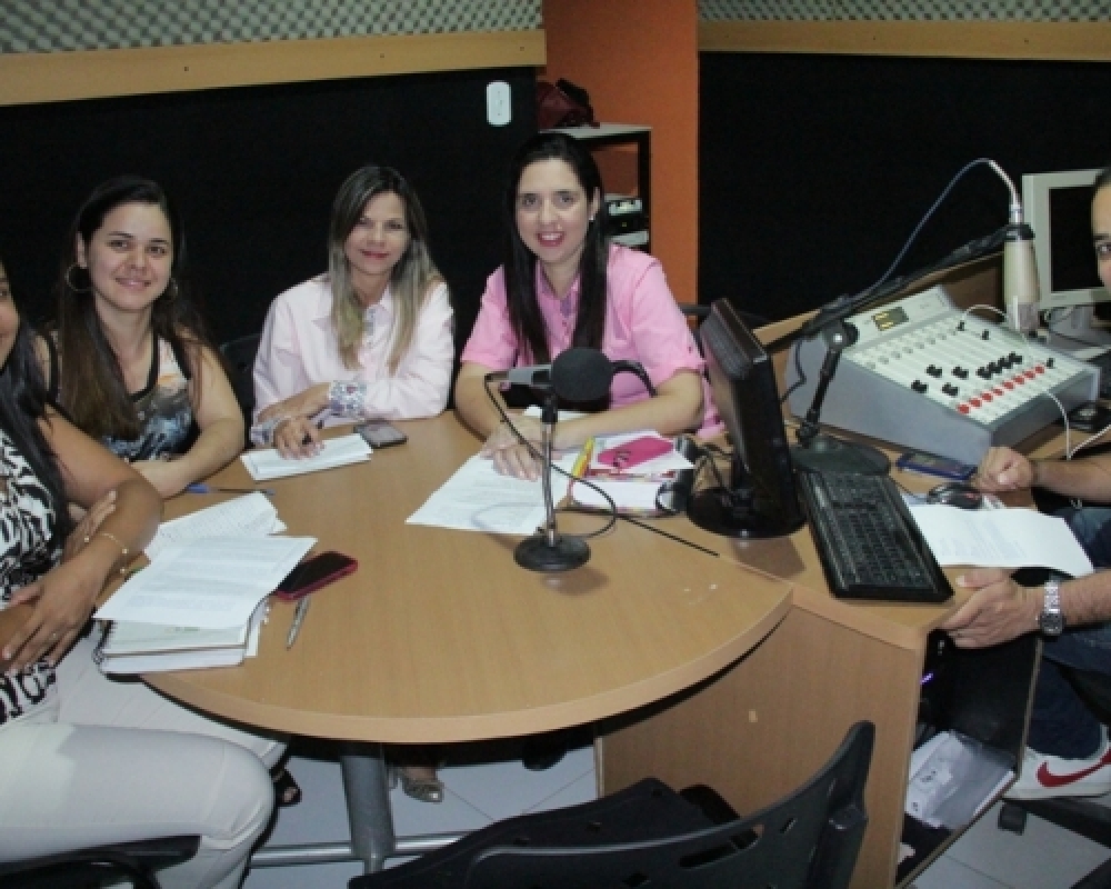 Prefeita, vereadoras e secretárias participaram de Programa em Homenagem ao Dia da Mulher