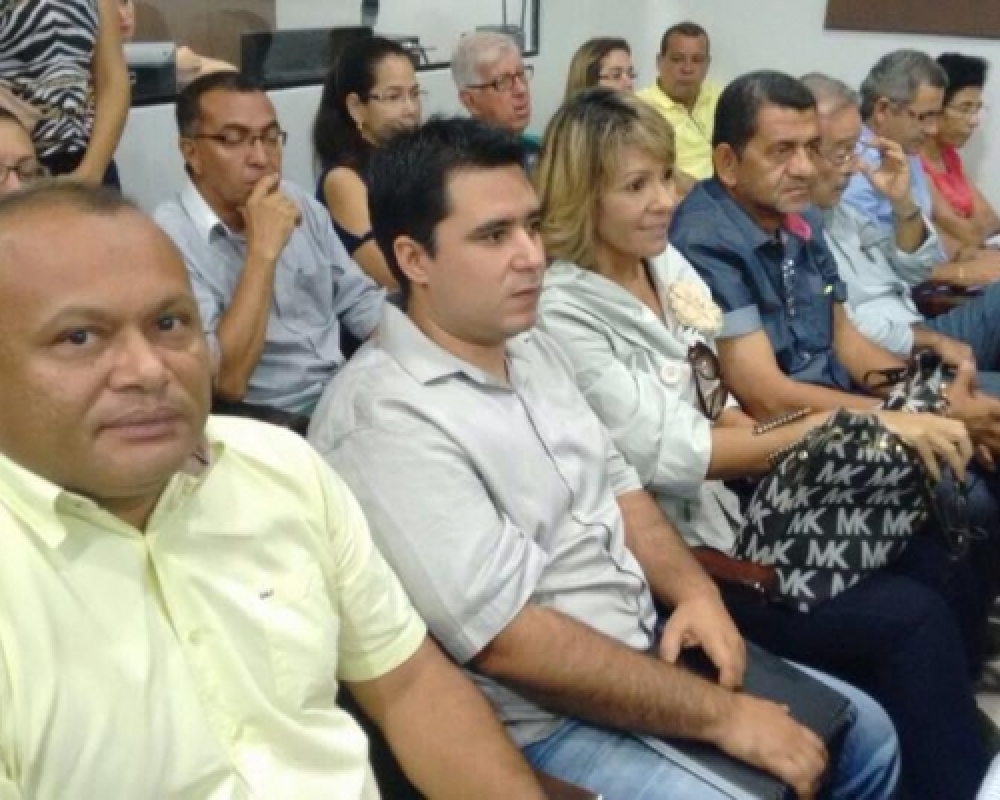 Campo Alegre e mais 13 cidades assinam plano para implantar coleta seletiva de lixo