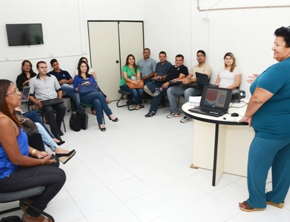 Assistência odontológica: Ações pioneiras da Saúde bucal de Campo Alegre são apresentadas na Sesau 
