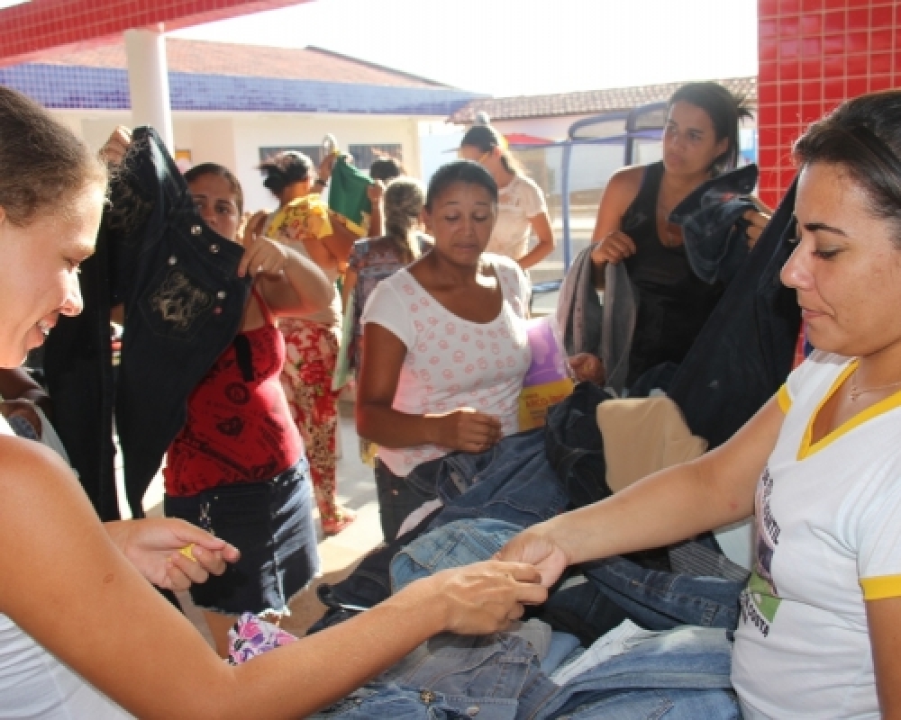 Feira da Pechincha: Secretaria da Mulher realizou evento para as mães de Campo Alegre e Luziápolis