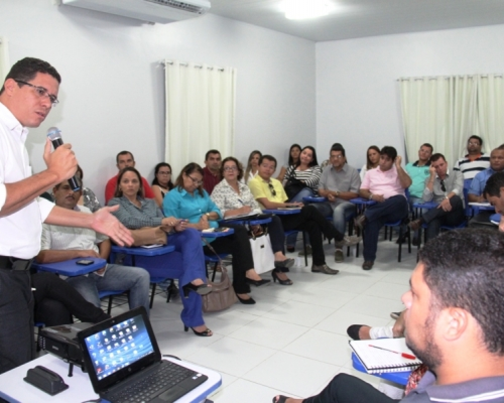 Gestores de Campo Alegre participaram de encontro para debater política de combate as drogas