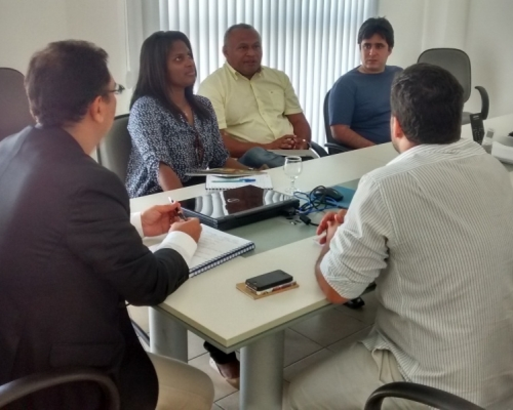 Secretários participam de encontro com os gerentes do programa Desenvolve Alagoas