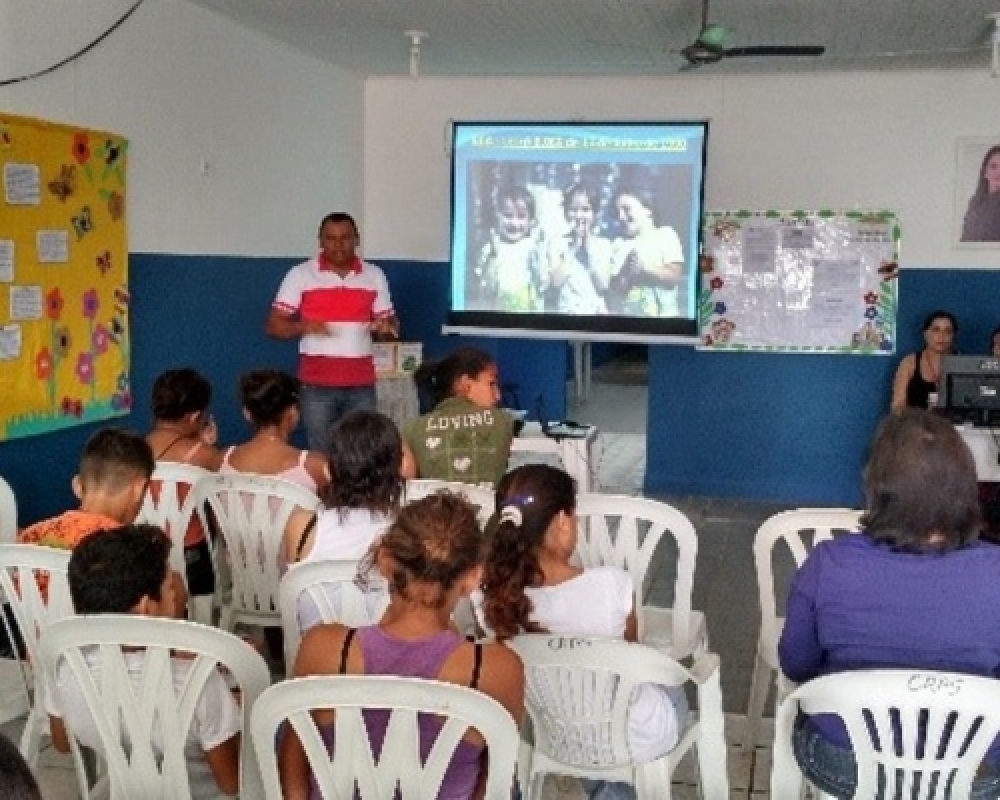 Adolescentes do Serviço de Convivência de Luziápolis participam de Palestra com Conselho Tutelar