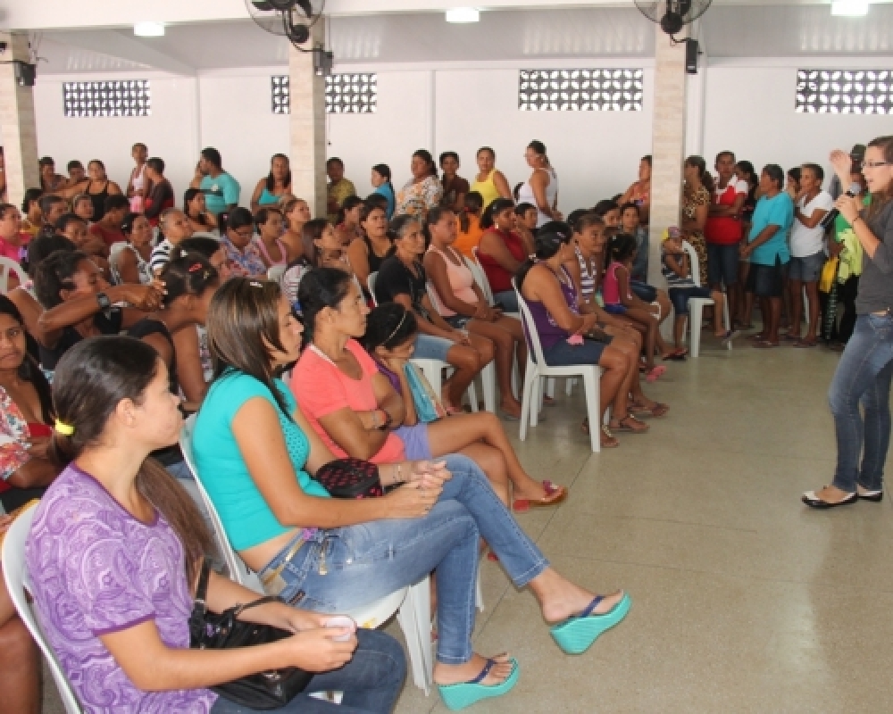 Beneficiários do Programa Bolsa Alegre e do Complexo Nutricional participaram de reuniões
