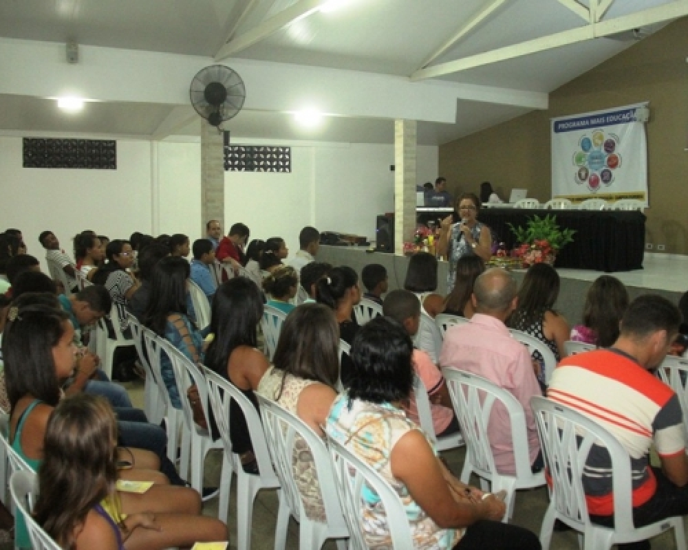 Secretaria de Educação realizou o encerramento da 1ª etapa do projeto de vida 2015