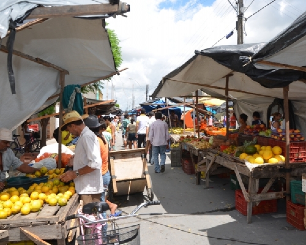 Feira Livre de Campo Alegre e Luziápolis serão nos próximos domingos por conta no Natal e Réveillon