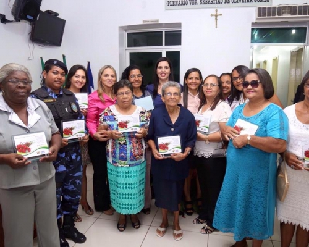 Mulheres de Campo Alegre foram homenageadas em sessão realizada pela Câmara de vereadores