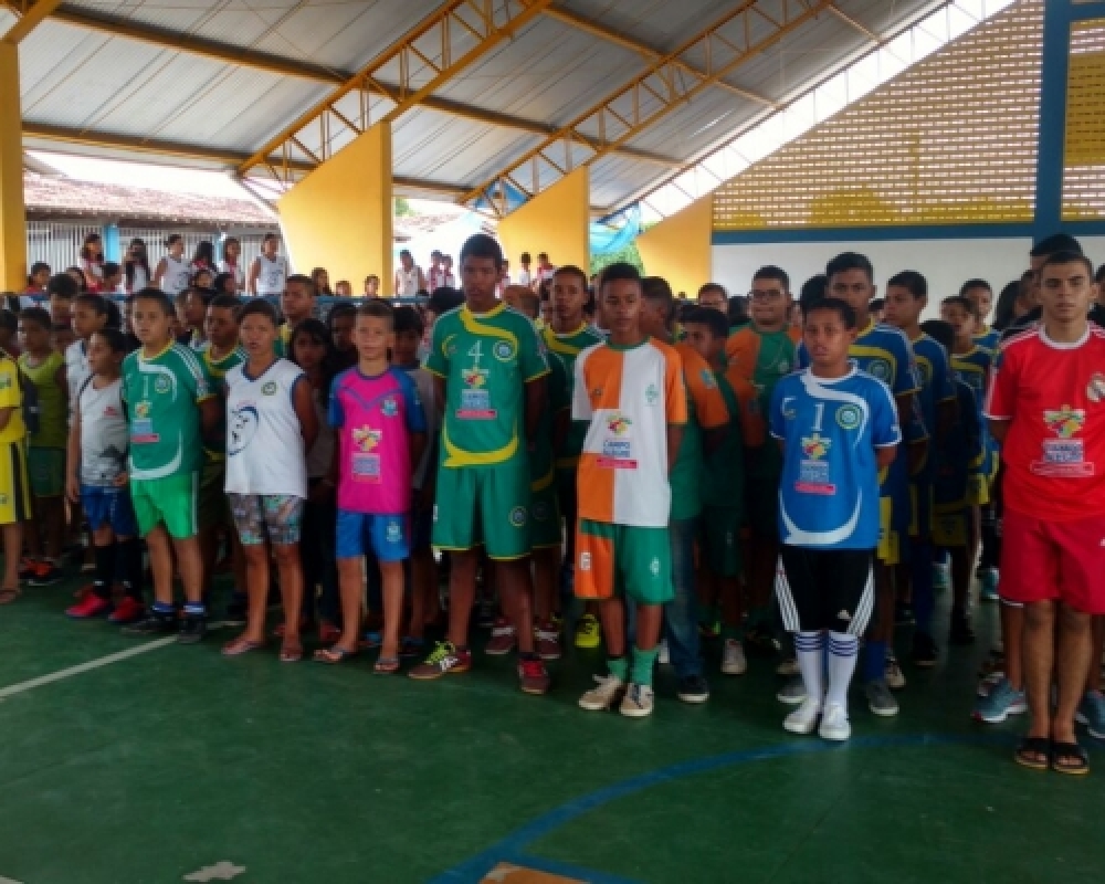Escola Municipal Hildebrando Veríssimo Guimarães realizou Jogos Internos 2016