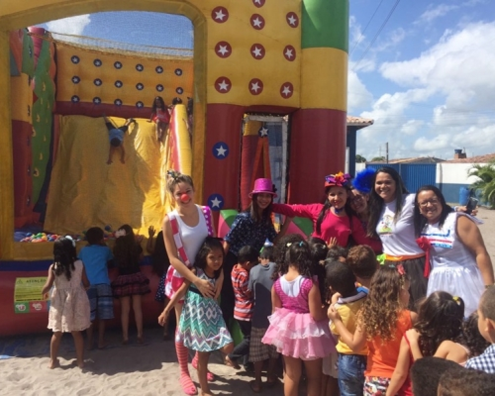 Escolas da Rede Municipal de Ensino comemoram a Semana da Criança com muita alegria e diversão