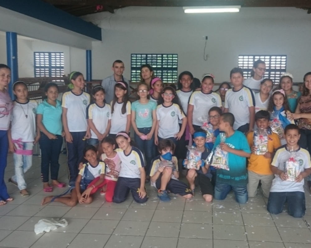 Estudantes da rede municipal de ensino participaram de maratona de aprendizagem 