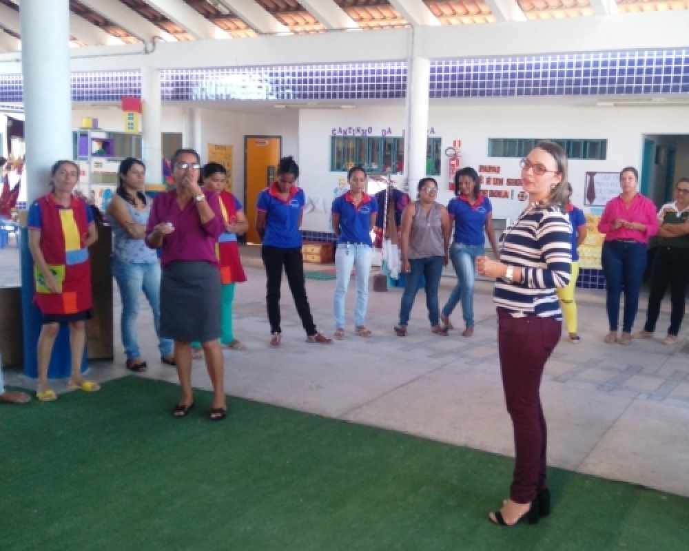 Escolas da rede municipal recebem atividades do projeto Construindo uma Cultura Paz