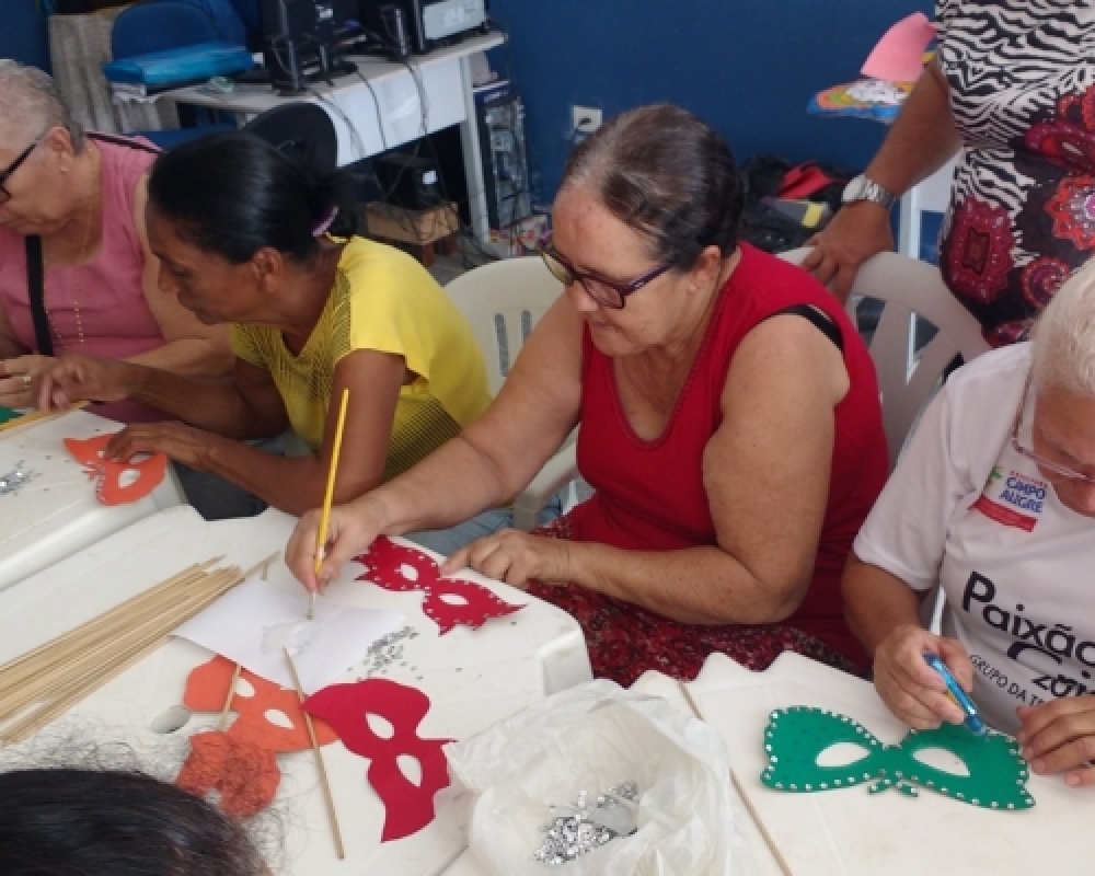 Grupo Viva Feliz do SCFV de Luziápolis inicia as oficinas de 2017 em ritmo de Carnaval