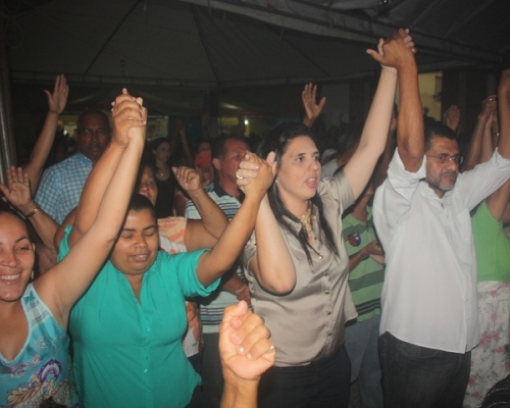 Prefeita Pauline Pereira participou de evento católico