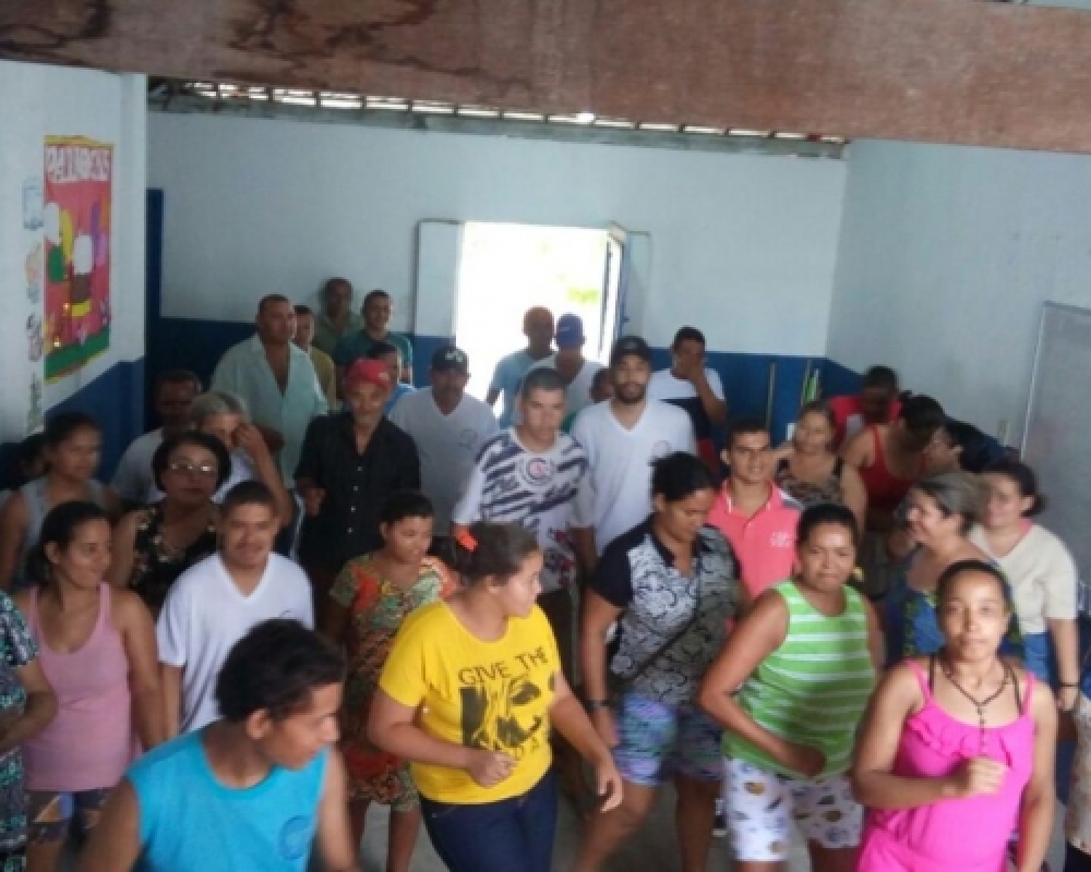 Usuários do CAPS participam de atividades físicas em parceria com a Academia da Saúde 