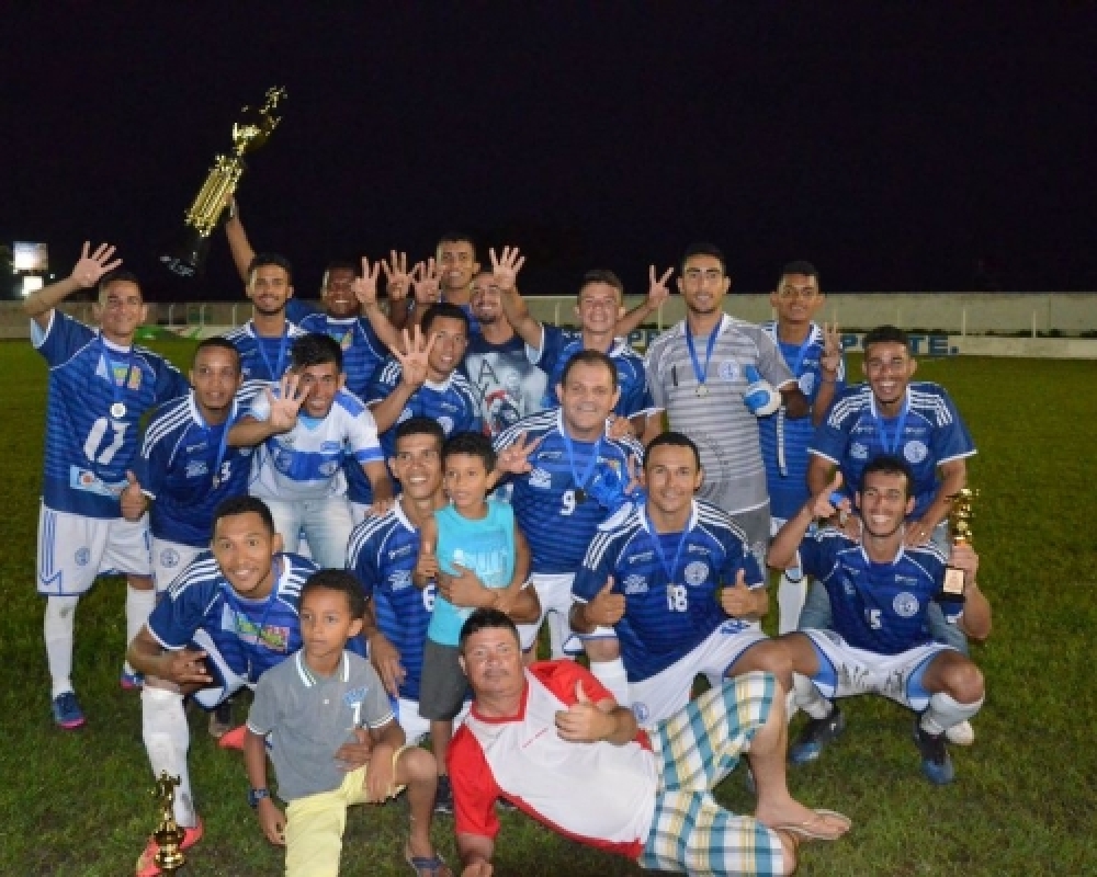 Em jogo muito disputado CSL vence o Grêmio por 2 x 1 e conquista o campeonato municipal de futebol 