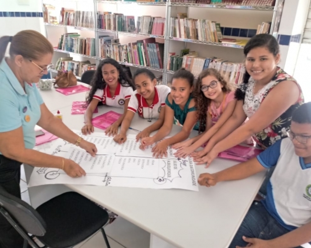 Prefeitura cria o Comitê Jovem para atrair novos usuários à biblioteca municipal