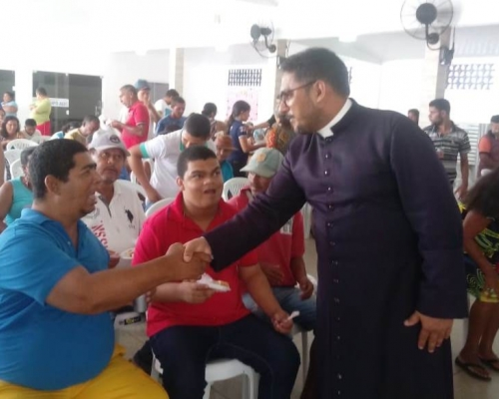 Secretaria de Saúde realiza momento Pascoal com usuários do CAPS