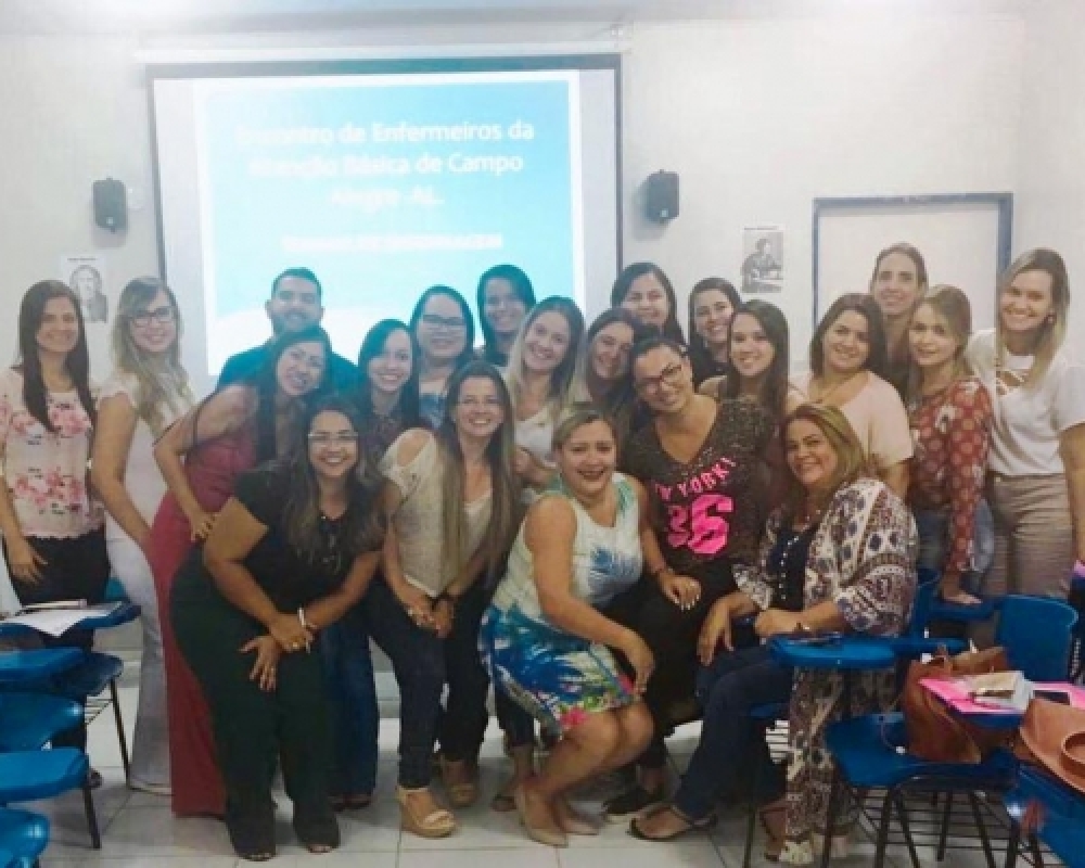 Enfermeiros da Atenção Básica de Campo Alegre participam de encontro de capacitação
