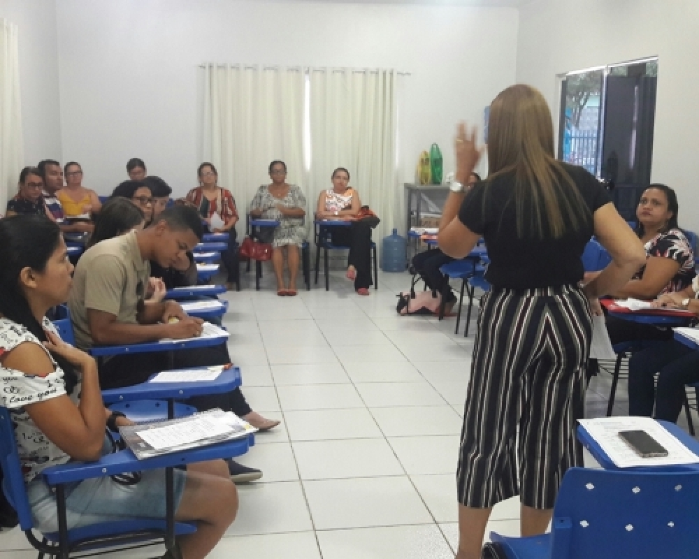 Professores das Salas de Leitura e Bibliotecas participam da Formação Continuada 