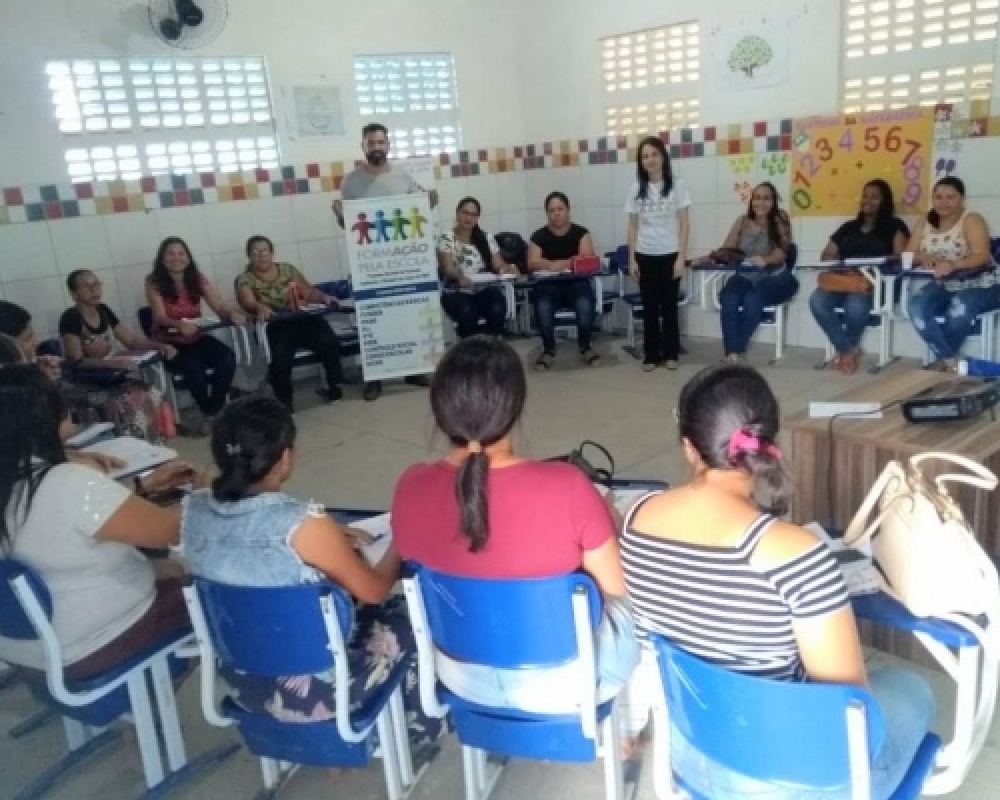 Secretaria Municipal de Educação realiza encerramento do Curso FUNDEB