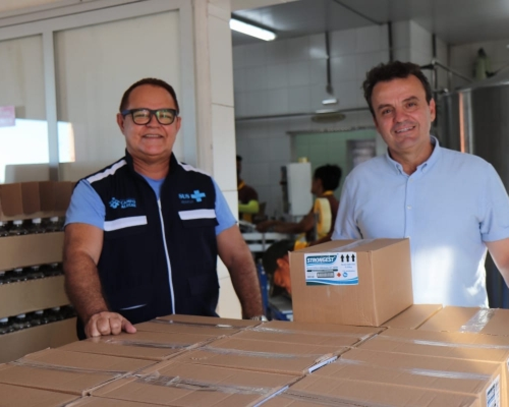 Engenho Caraçuípe realiza doação de 50 caixas de álcool para a Prefeitura de Campo Alegre