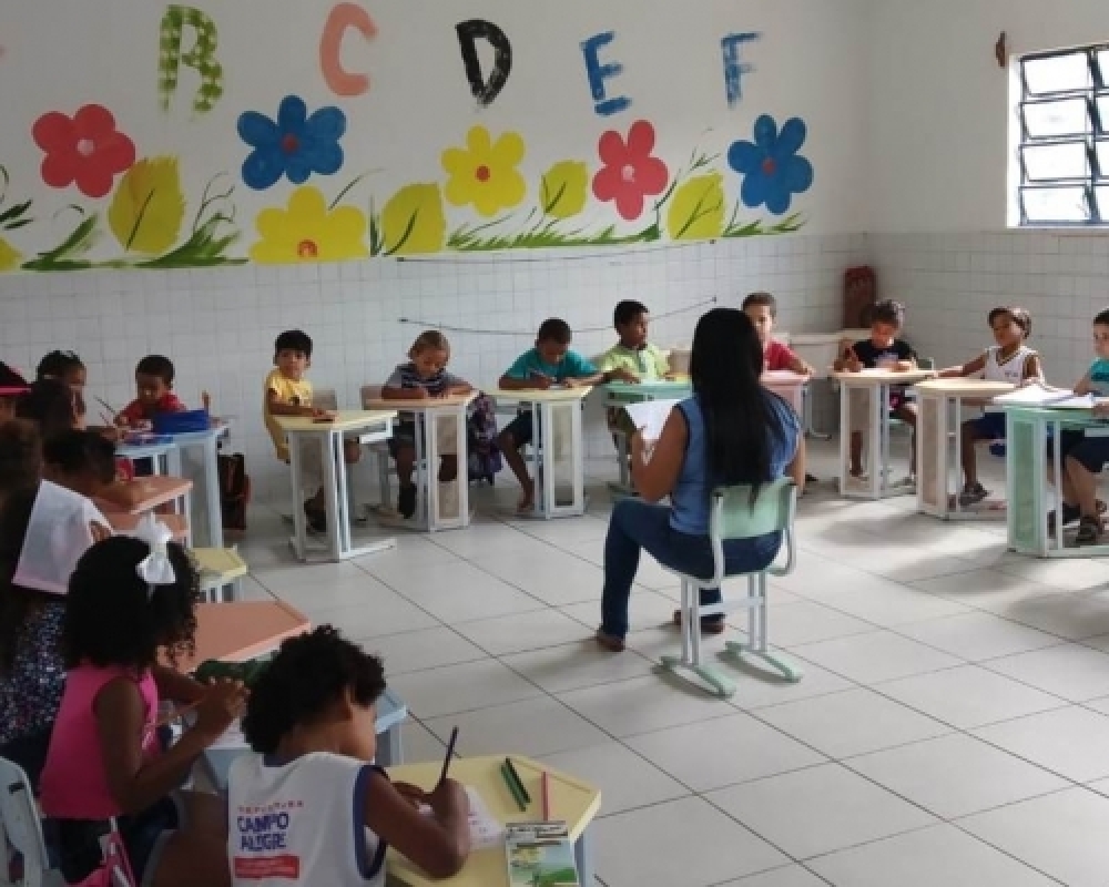 SEMED realiza expedição e publicação de atos normativos para efetivação da aulas não presenciais