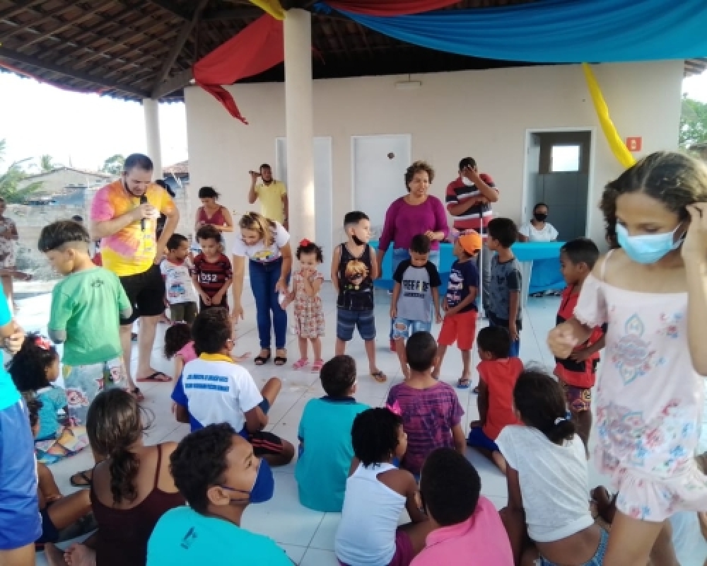 Associação de Moradores realizou festa do dia das Crianças no Residencial Jorge Gomes