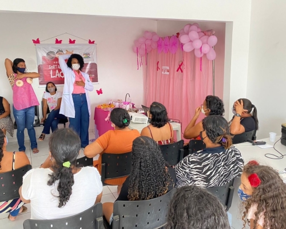 Projeto fortalecendo Laços promoveu palestra sobre a campanha Outubro Rosa