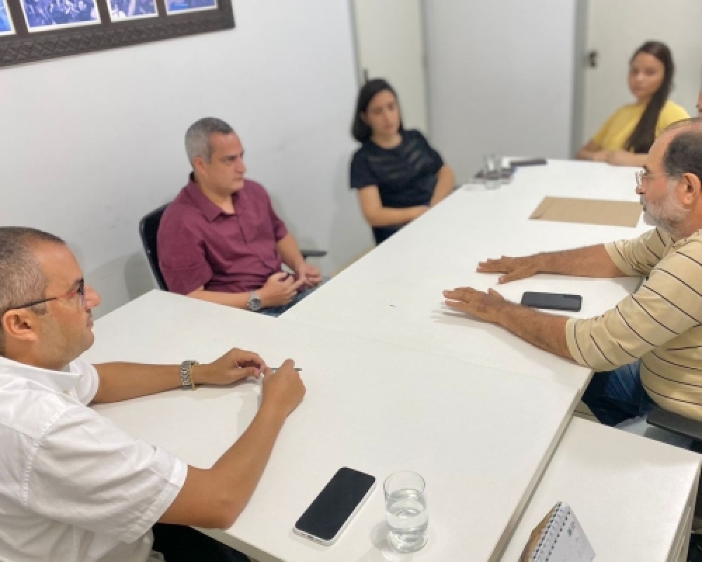Prefeitura oficializa doação de terreno para o Estado construir Creche no Conjunto Olival Tenório