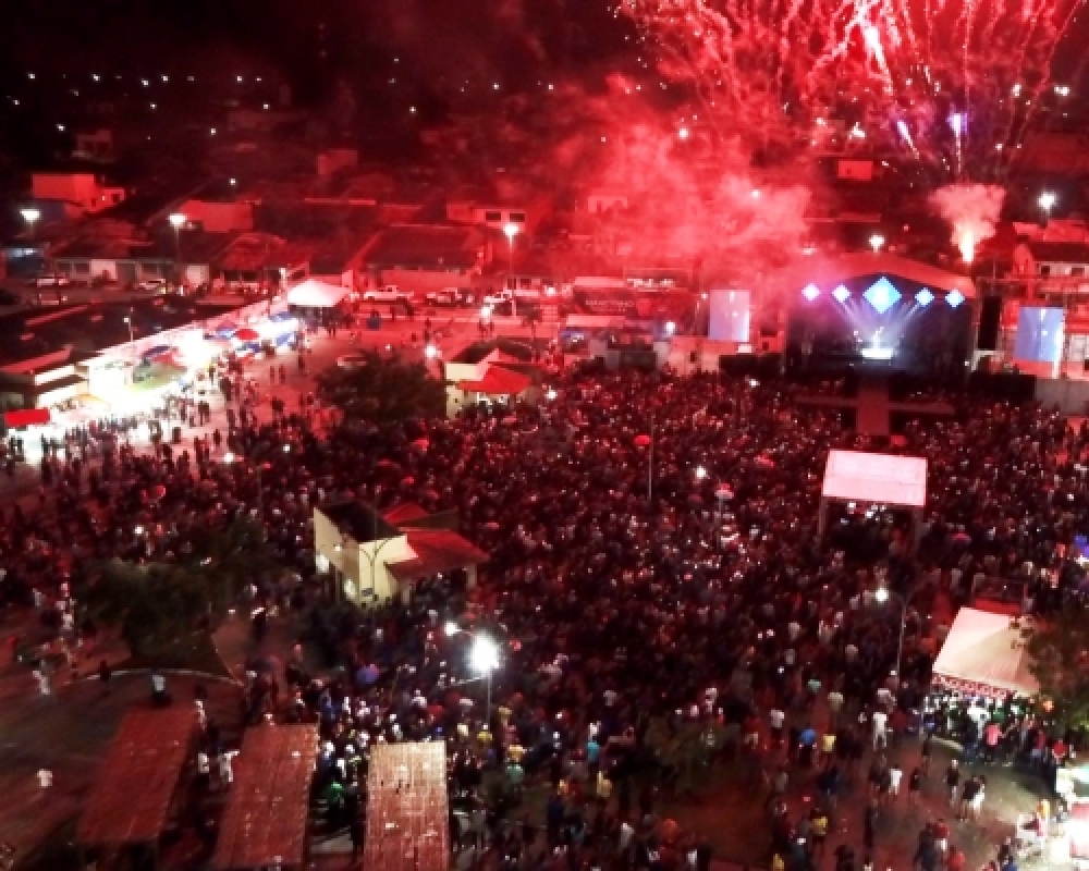 Sucesso de Público nos shows dos 63 anos de Emancipação Política em Luziápolis