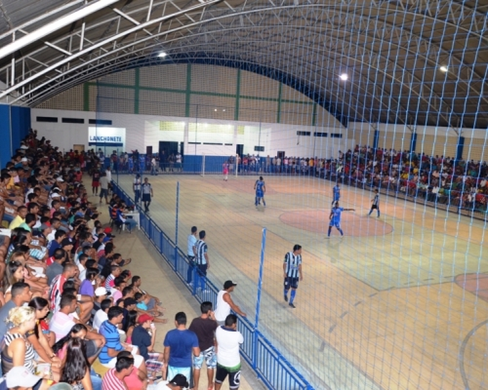 A bola vai rolar: Começa neste sábado o Campeonato Municipal de Futsal 2014