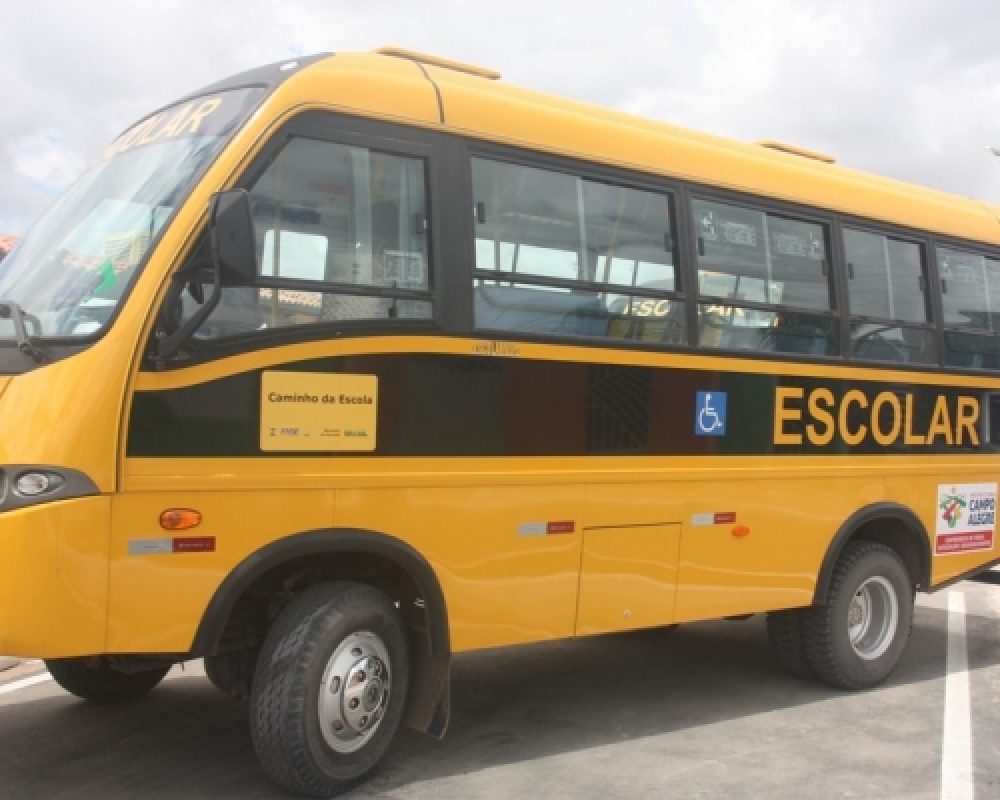 Em dois anos a prefeitura de Campo Alegre ampliou a oferta de transportes para os universitários