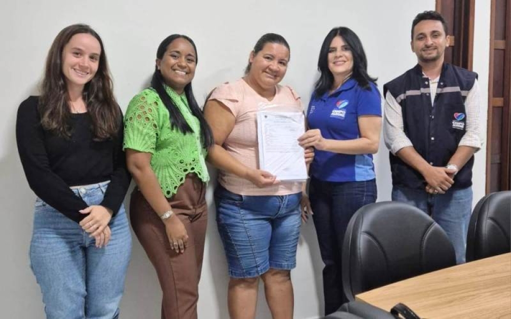 Mais uma família recebe o projeto Arquitetônico para construção de sua casa pelo Programa Minha Casa Legal 