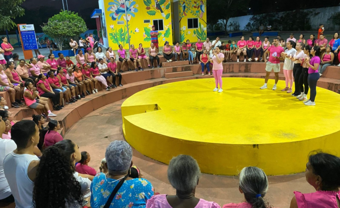 Outubro Rosa: Academia da Saúde de Luziápolis realiza grande ação em parceria com as Unidad...