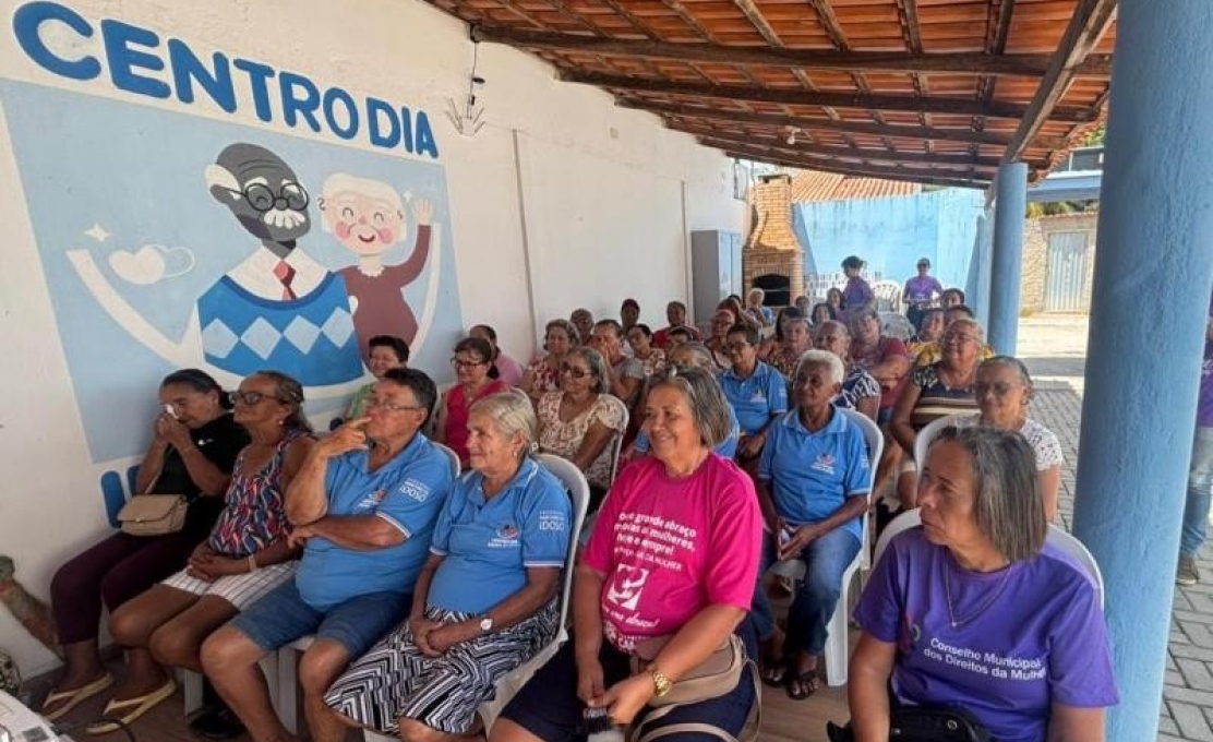 Saúde da Mulher na Melhor Idade foi tema de palestra no centro Dia Idoso Alegre