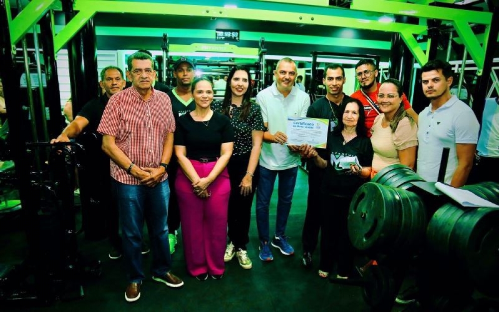 Prefeito Nicolas Pereira participa de inaugurações de novos empreendimentos em Campo Alegre e Luziápolis