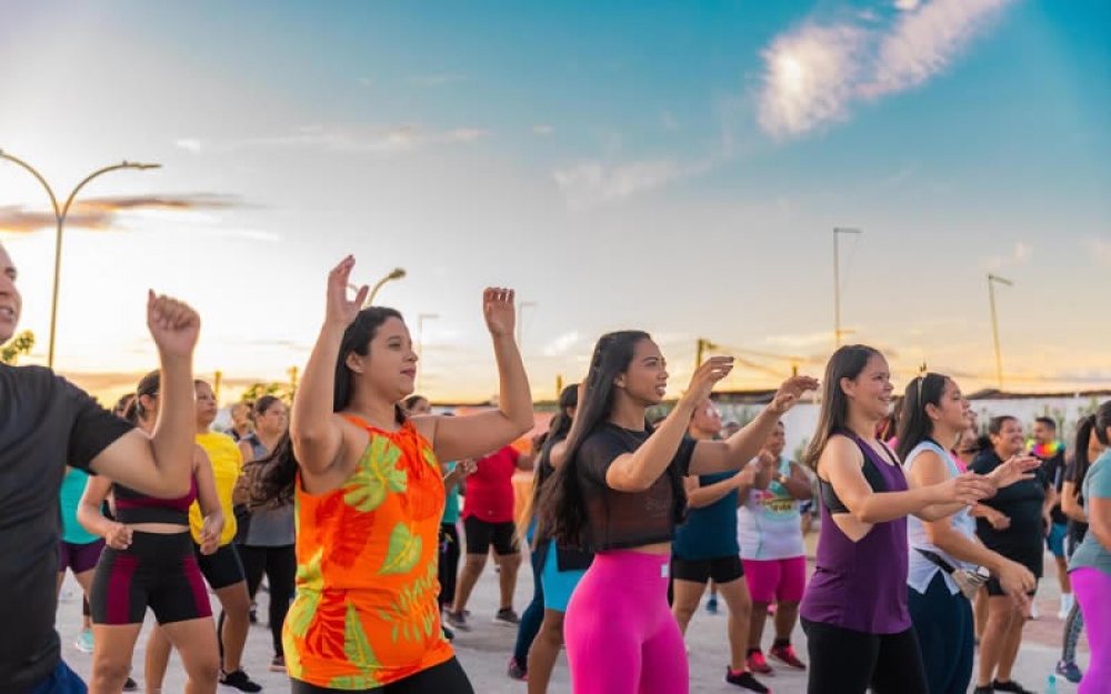 Saúde em Movimento: Academia da Saúde de Luziápolis promoveu grande Aulão de Carnaval