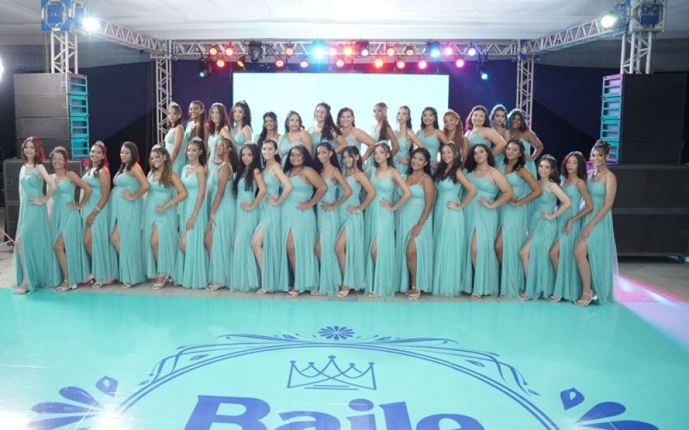 Noite mágica: Prefeitura de Campo Alegre realizou o sonho de 35 meninas em mais uma edição do Baile de Debutantes