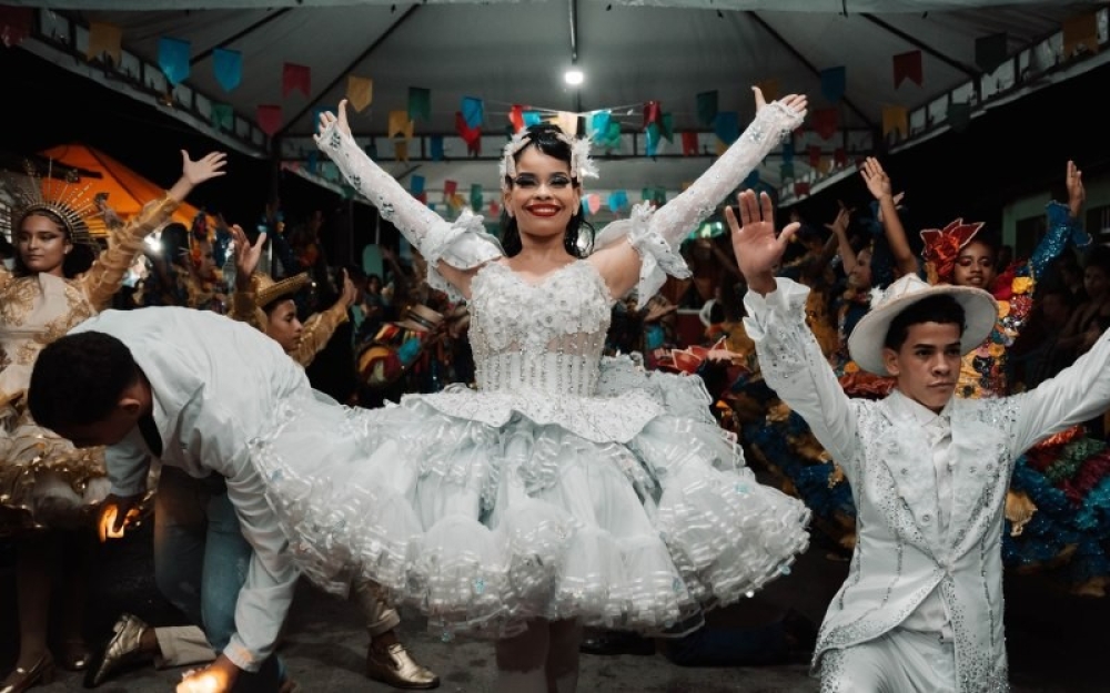 Caravana do Forró 2026 levou apresentações de quadrilhas juninas e shows ao Povoado Chã da Imbira