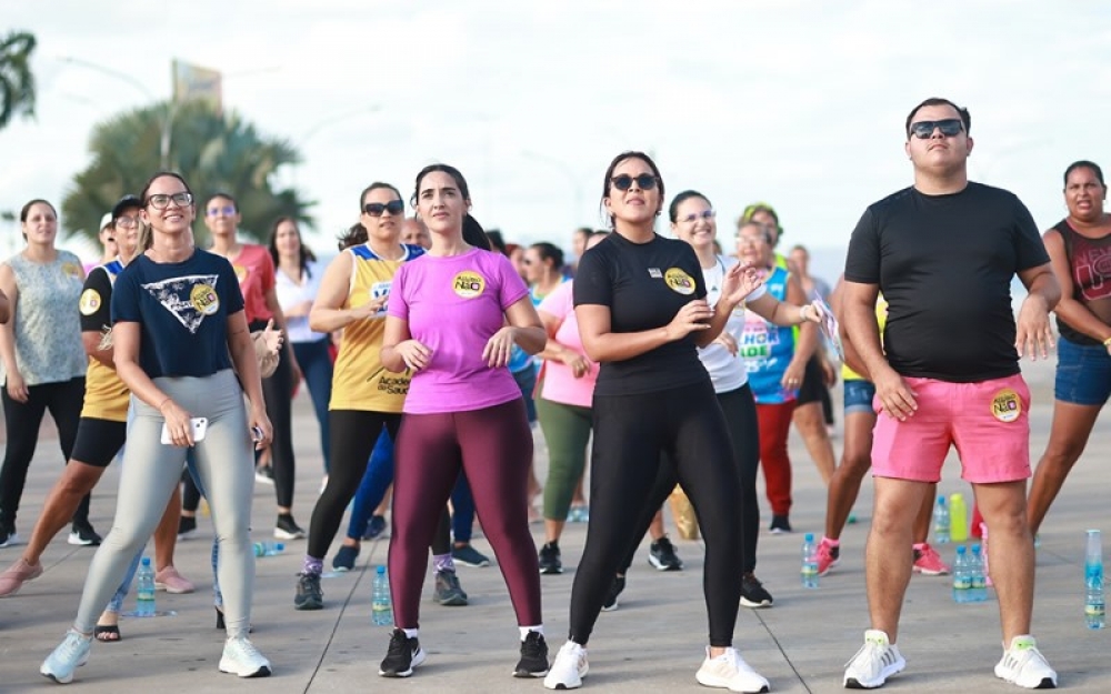 Saúde em Movimento: Academia da Saúde de Campo Alegre promoveu mais um grande Aulão de Carnaval