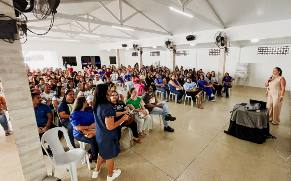 Secretaria Municipal de Educação realiza Palestra em alusão ao Dia Mundial de Conscientização ao Autismo