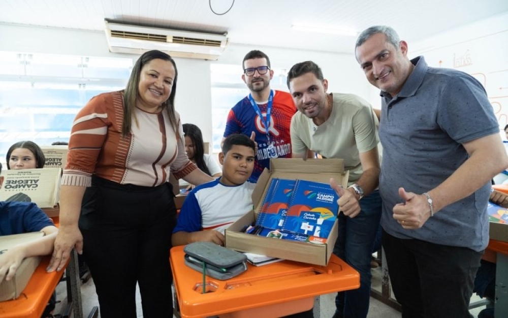 Alunos de mais 04 instituições de ensino de Campo Alegre receberam kits escolares