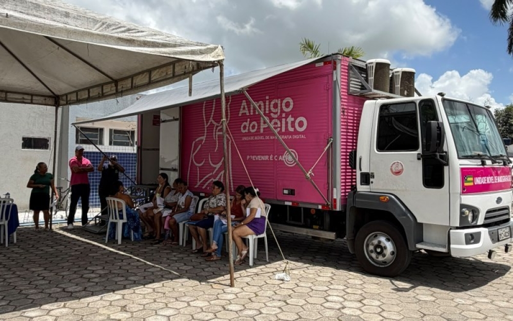 170 mulheres de Campo Alegre foram atendidas com exames de mamografia na Carreta do Projeto Amigo do Peito