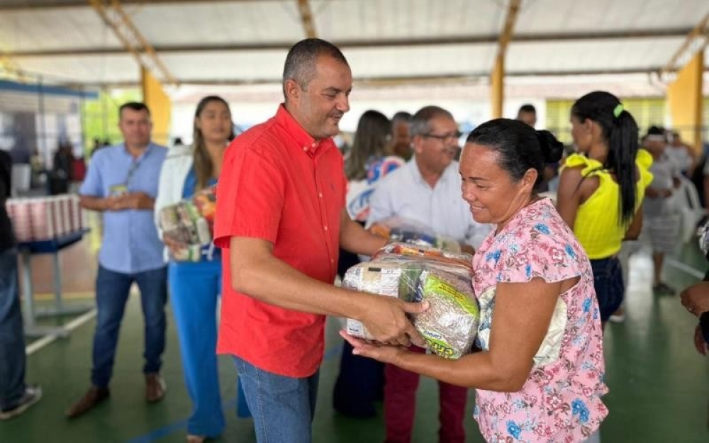 Prefeitura de Campo Alegre realizou mais uma entrega mensal de mais 1.500 Cestas Básicas pelo Programa Bolsa Alegre