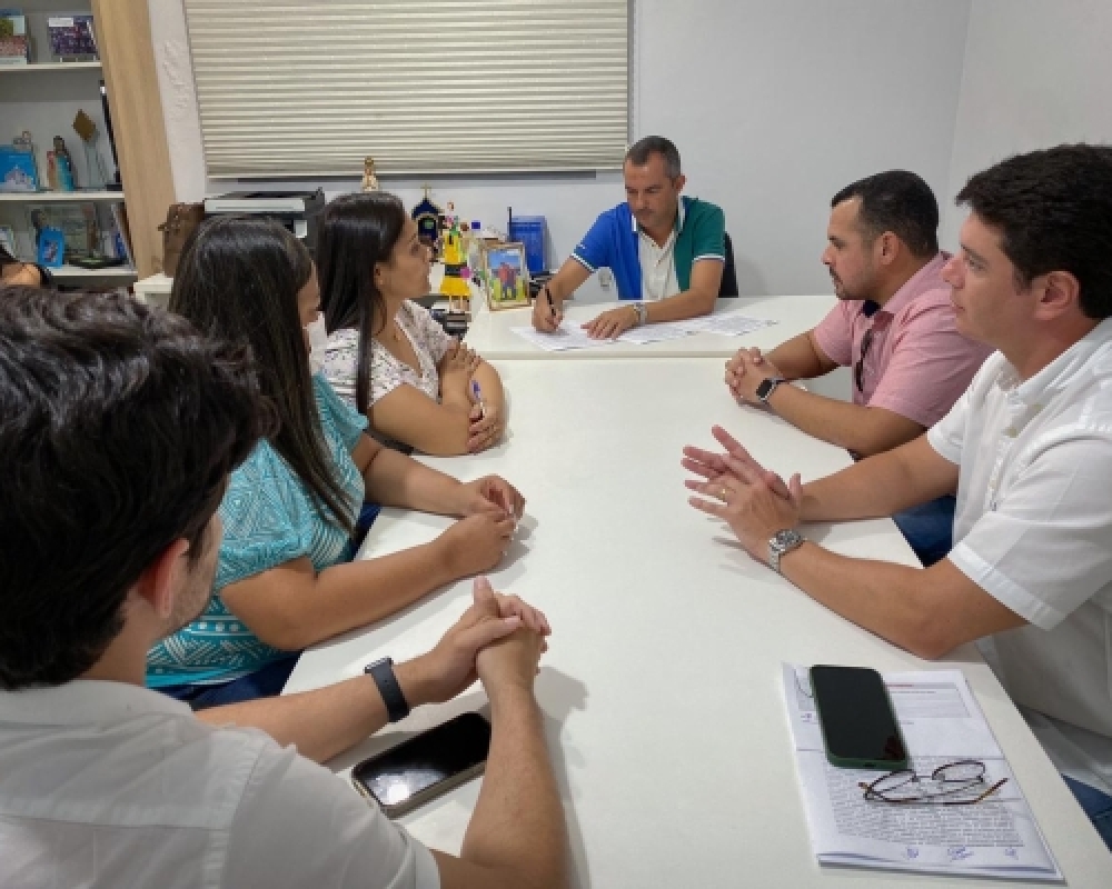 Prefeito Nicolas assina ordem de serviços para construção da Quadra Poliesportiva da Pimenteira