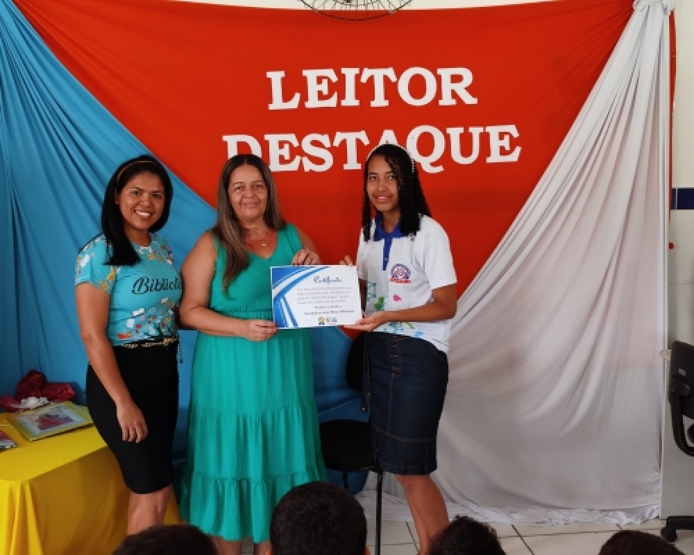 Secretaria de Educação realiza premiação para Leitores Destaque da Biblioteca Municipal