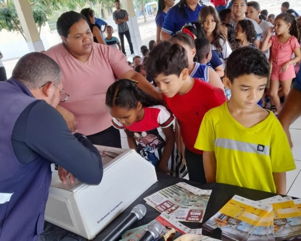 Secretaria de Saúde promove ação de prevenção a Dengue e acidentes com animais peçonhentos no PSE