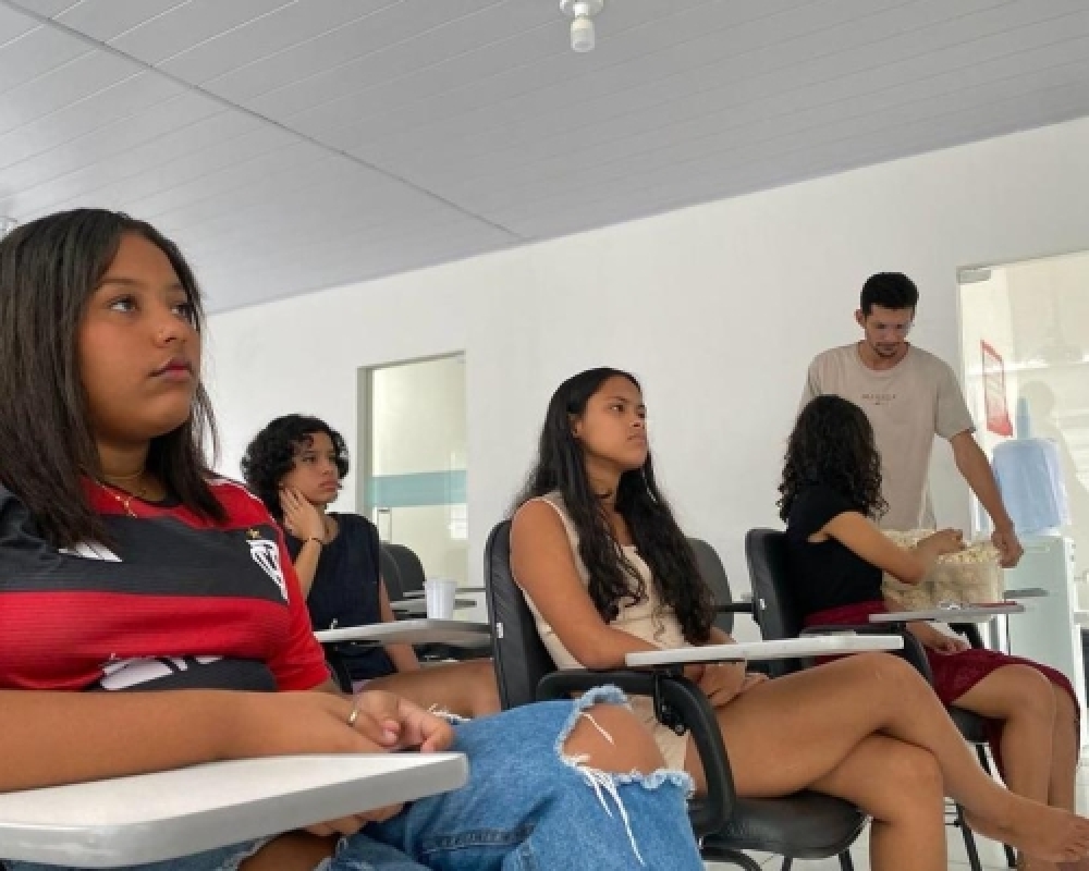 Semana da Juventude: Jovens assistem filme em mais uma edição do CINEJOVEM