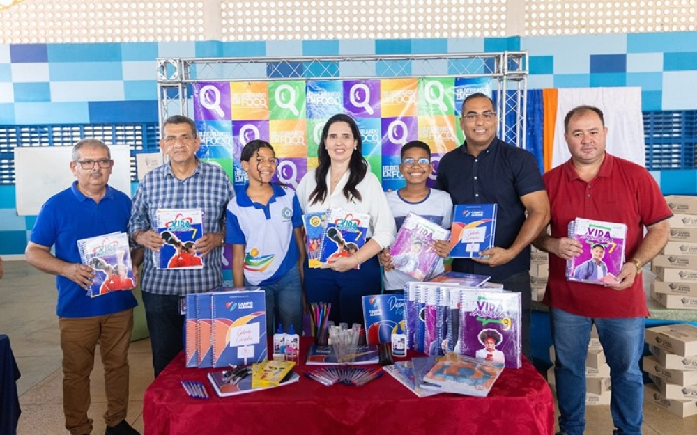 Prefeitura de Campo Alegre realiza entrega de Livros Didáticos Kits Escolares para os alunos da Rede Municipal 